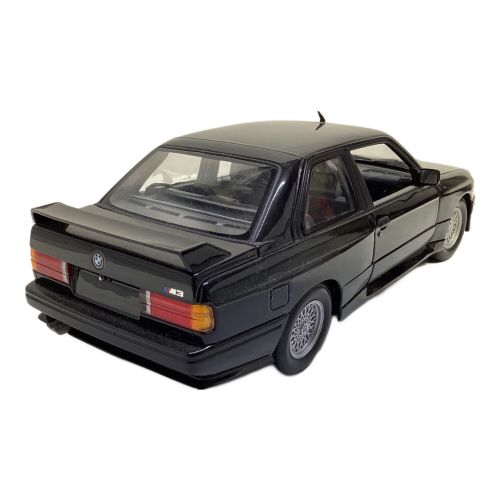 ミニカー 1/18スケール MINICHAMPS BMW M3 STREET 1987