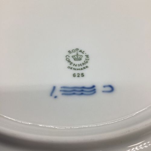 ROYAL COPENHAGEN (ロイヤル・コペンハーゲン) プレート 25㎝ ブルーフルーテッド・プレイン