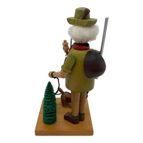 ドイツ 煙出し人形