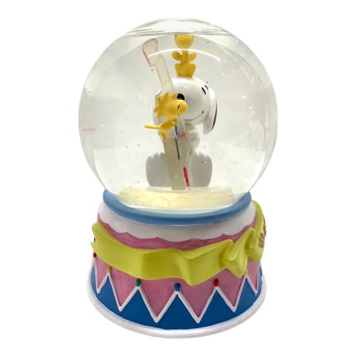 SNOOPY (スヌーピー) オルゴール付きスノードーム バライロノジンセイ