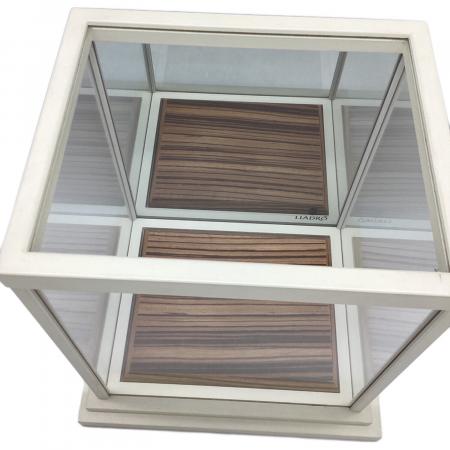 LLADRO (リヤドロ) ガラスケース アイボリー×ブラウン｜トレファクONLINE