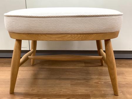 柏木工 オットマン スツール K-WINDSOR オットマンスツール SLS85A(オーク) – 柏木工株式会社