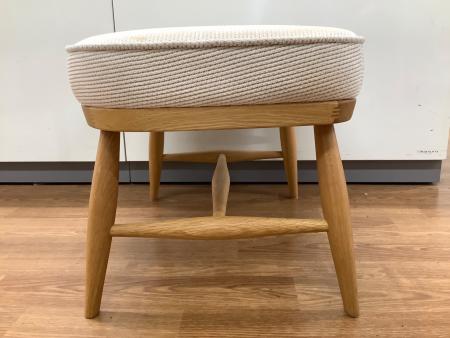 柏木工 (カシワモッコウ) オットマン アイボリー 73 OC53 シビル