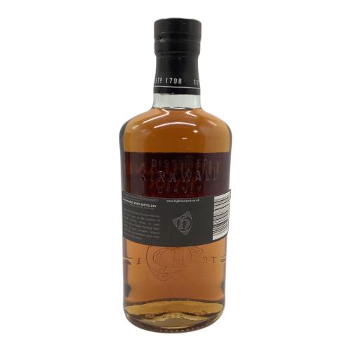 スコッチウィスキー 700ml 箱付 HIGHLAND PARK DISTILLED IN 1990 BOTTLED IN 2010 未開封品