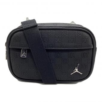 JORDAN (ジョーダン) カメラバッグ ブラック MA0988-G0T
