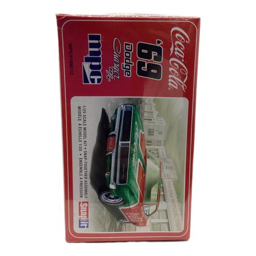 mpc (エムピーシー)　プラモデル 1/25 1969ダッジ チャージャー R/T コカコーラ ヤブレ有