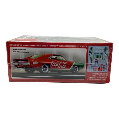 mpc (エムピーシー)　プラモデル 1/25 1969ダッジ チャージャー R/T コカコーラ ヤブレ有