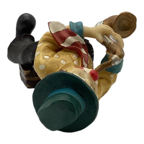 ピエロの置物 サックス