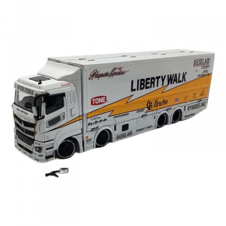 GCD（ジーシーディー） Liberty Walk 模型 LB-TRUCKS 1/64スケール