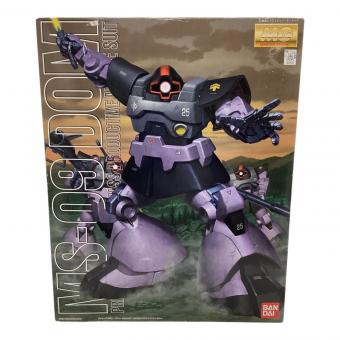 BANDAI (バンダイ) ガンプラ MG 1/100スケール MS-09 量産型モビルスーツ ドム