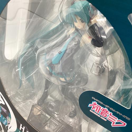 GOODSMILE COMPANY (グッドスマイルカンパニー) 初音ミク 1/8スケールフィギュア