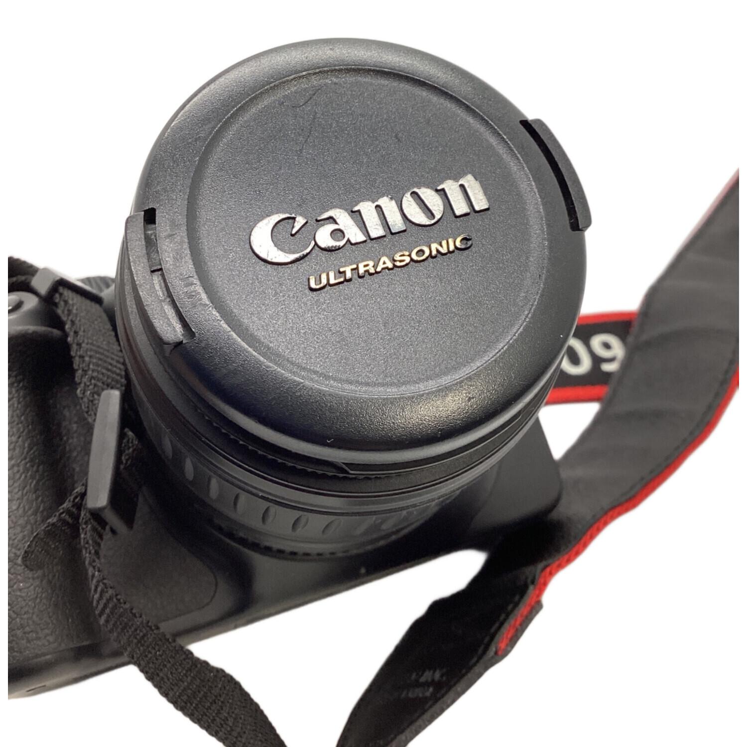 Canon デジタル一眼レフカメラ EF-S 18-55mm Canon EOS Kiss デジタル一眼レフカメラ EF-S 18-55mm 55-200mm レンズ