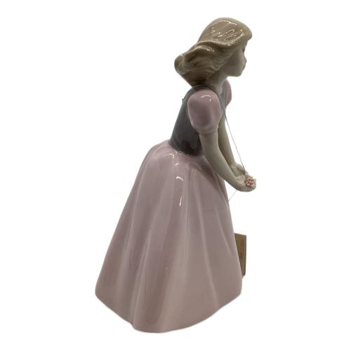 NADAL (ナダル) フィギュリン 花と少女