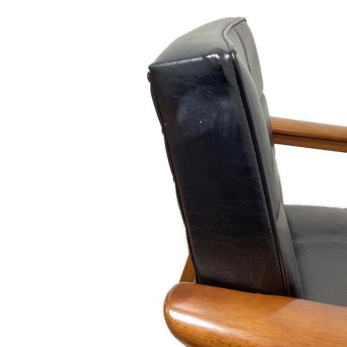 カリモク60 (カリモクロクマル) Kチェア 191 スタンダードブラック