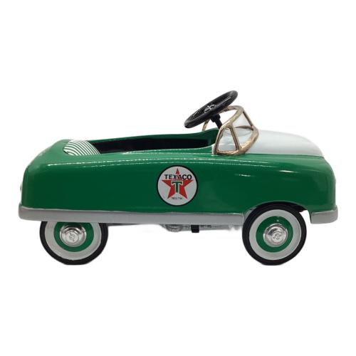 1948 BMC TEXACO PEDAL CAR and MATCHING HOLIDAY ORNAMENT SET 模型 グリーン