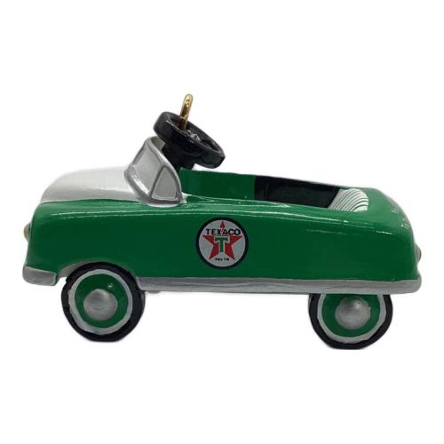 1948 BMC TEXACO PEDAL CAR and MATCHING HOLIDAY ORNAMENT SET 模型 グリーン