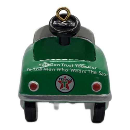 1948 BMC TEXACO PEDAL CAR and MATCHING HOLIDAY ORNAMENT SET 模型 グリーン