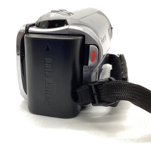 JVC (ジェイブイシー) ビデオカメラ GZ-HM690-S 2010年モデル バッテリー残量未確認 キズ有