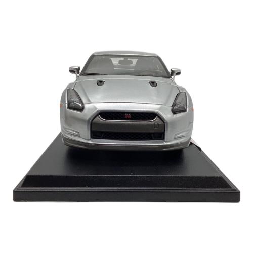 Maisto (マイスト) 2009 NISSAN GT-R(R35) モデルカー