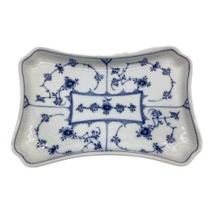 ROYAL COPENHAGEN (ロイヤル・コペンハーゲン) スクエアプレート 364 ブルーフルーテッド・プレイン