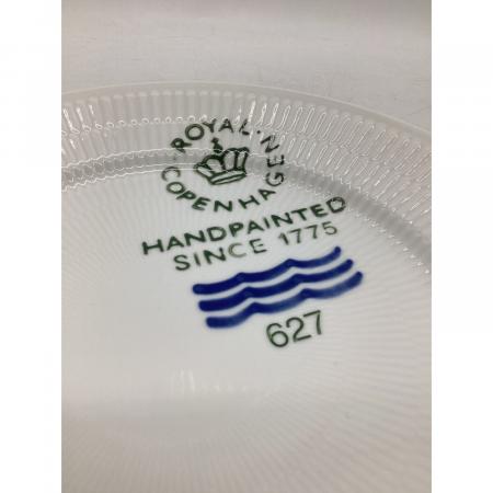 ROYAL COPENHAGEN (ロイヤル・コペンハーゲン) プレート フルーテッド