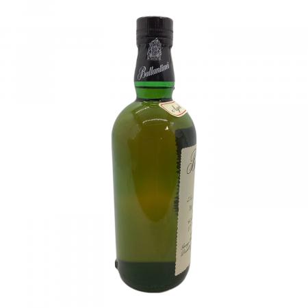 バランタイン ベリーオールド スコッチウィスキー 17年 750ml