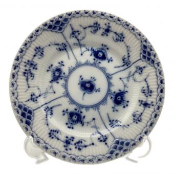 ROYAL COPENHAGEN (ロイヤル・コペンハーゲン) プレート 16cm 595 ブルーフルーテッド・ハーフレース