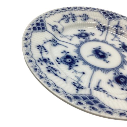 ROYAL COPENHAGEN (ロイヤル・コペンハーゲン) プレート 16cm 595 ブルーフルーテッド・ハーフレース