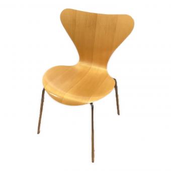 Fritz Hansen (フリッツハンセン) チェア Arne Jacobsen ナチュラル