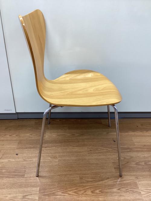Fritz Hansen (フリッツハンセン) チェア Arne Jacobsen ナチュラル