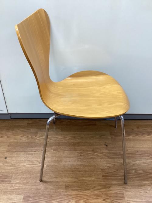 Fritz Hansen (フリッツハンセン) チェア Arne Jacobsen ナチュラル