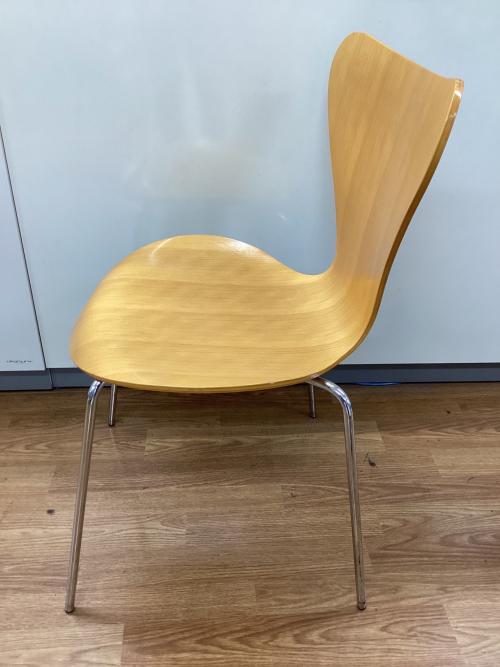 Fritz Hansen (フリッツハンセン) チェア Arne Jacobsen ナチュラル