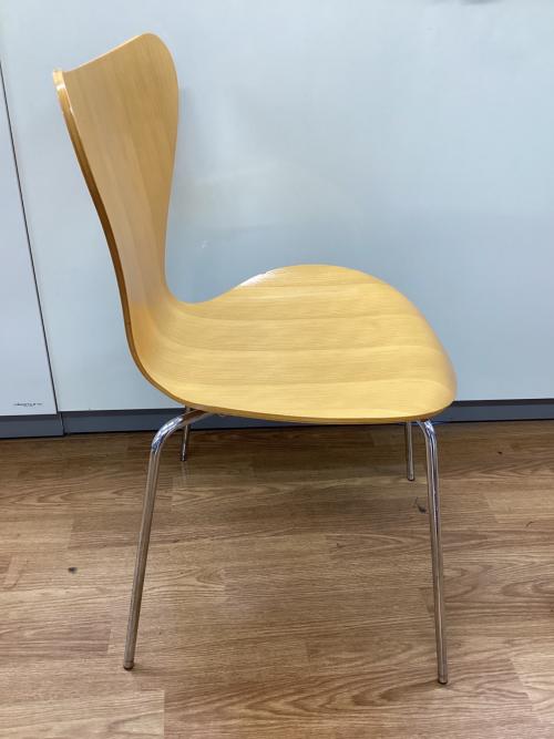 Fritz Hansen (フリッツハンセン) チェア Arne Jacobsen ナチュラル