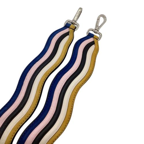 FENDI (フェンディ) ショルダーストラップ マルチカラー|トレファクONLINE FENDI (フェンディ) ショルダーストラップ マルチカラー|トレファクONLINE
