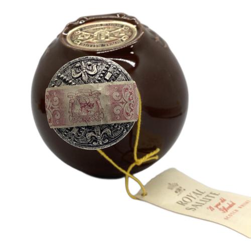 CHIVAS BROTHERS (シーバスブラザーズ) ROYAL SALUTE スコッチウィスキー 21年 ブラウン 700ml