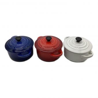 LE CREUSET (ルクルーゼ) ミニラウンド ココットセット ブレー×レッド×ホワイト