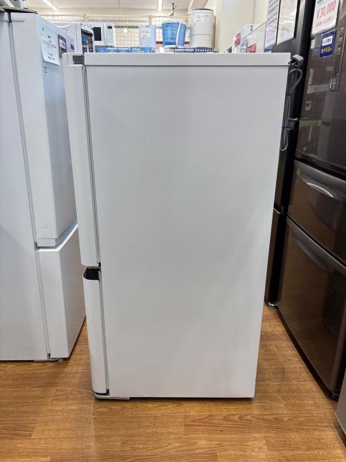 Hisense (ハイセンス) 2ドア冷蔵庫 HR-D13E4W 2024年製 54 135L