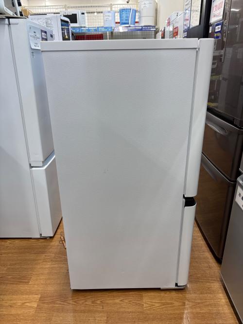 Hisense (ハイセンス) 2ドア冷蔵庫 HR-D13E4W 2024年製 54 135L
