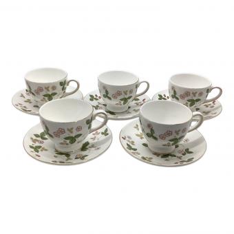 Wedgwood (ウェッジウッド) カップ&ソーサー ホワイト/花柄・ストロベリー柄 ワイルドストロベリー