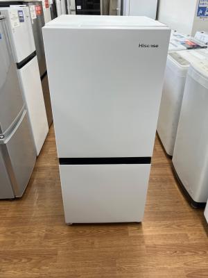 Hisense (ハイセンス) 2ドア冷蔵庫 HR-D13E2W 2023年製 135L