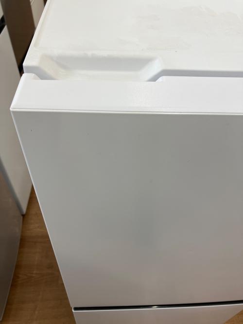 Hisense (ハイセンス) 2ドア冷蔵庫 HR-D13E2W 2023年製 135L
