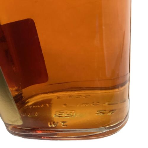 Johnnie Walker (ジョニーウォーカー) BLACK LABEL スコッチウィスキー 12年 750ml