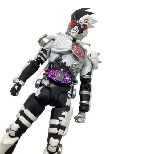 S.H.Figuarts 仮面ライダーゲンム ゾンビアクションゲーマーレベルX-0 可動フィギュア 仮面ライダーエグゼイド