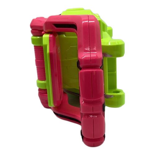 仮面ライダーエグゼイド (カメンライダーエグゼイド) DXゲーマドライバー＆キメワザスロットホルダーセット 仮面ライダー