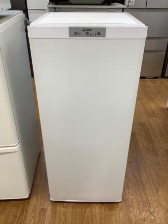 MITSUBISHI (ミツビシ) 1ドア冷凍庫 MF-U12K-W 2025年製 クリーニング済 204 121L