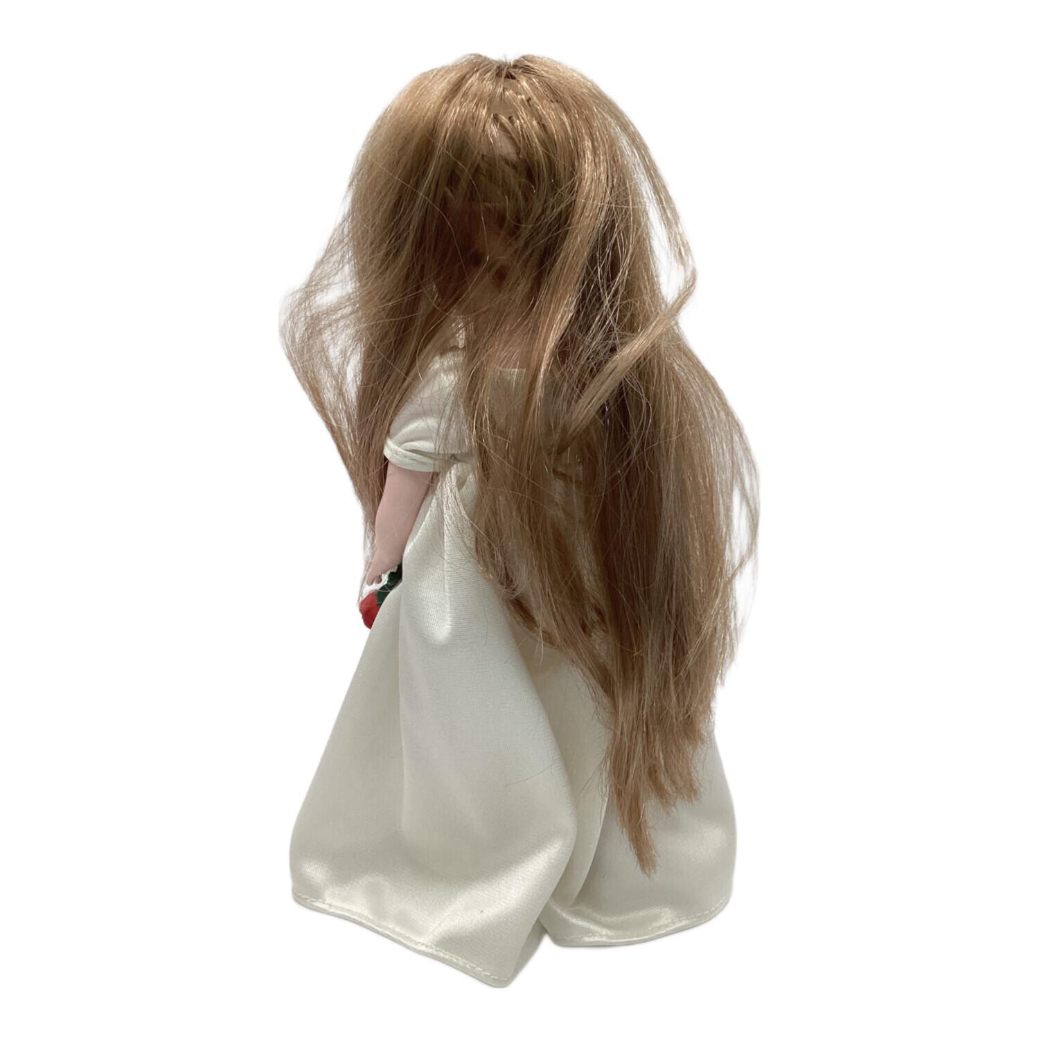 MEZCO (メズコ) LIVING DEAD DOLLS（リビング・デッド・ドールズ