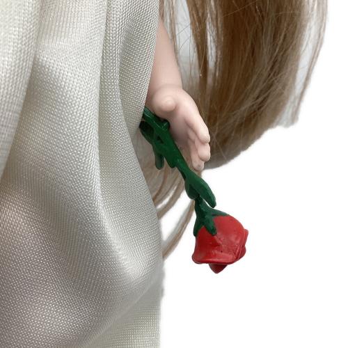 MEZCO (メズコ) LIVING DEAD DOLLS（リビング・デッド・ドールズ） ELISA