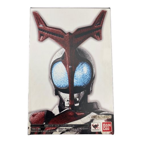 フィギュア S.H.Figuarts（真骨彫製法）仮面ライダーカブト ハイパーフォーム 真骨彫製法