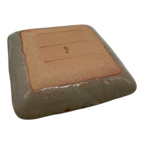 橘吉 (タチキチ) 角皿 食彩草花