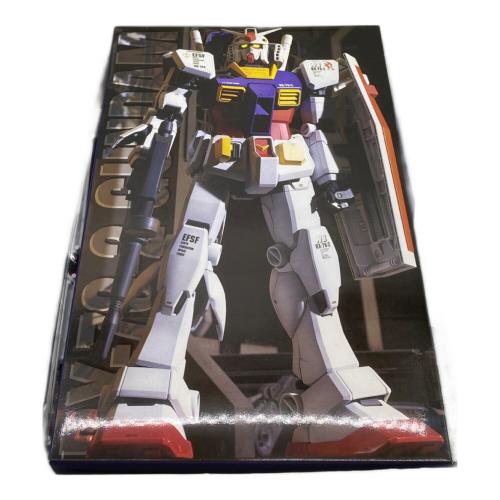 BANDAI (バンダイ) ガンプラ PG 1/60 機動戦士ガンダム RX-78-2